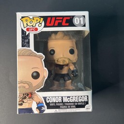 01 Conor McGregor black trunks