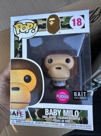 18 Baby Milo (Flocked) (Bait)