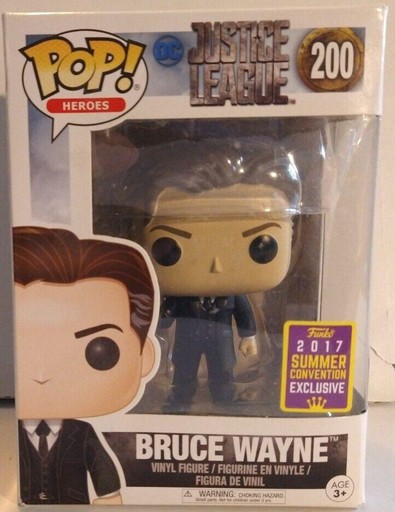 200 Bruce Wayne (Justice League) (summer convention 2017)