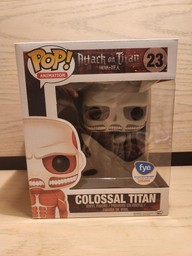 23 Colossal Titan (Black & White) (FYE)