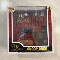 38 Snoop Dogg Album Cover