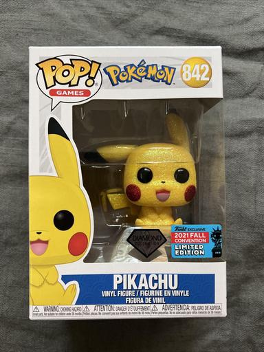 Funko Pop! Games Pokémon Pikachu Pokémon Center Exclusive Figure #353Funko  Pop! Games Pokémon Pikachu Pokémon Center Exclusive Figure #353 - OFour