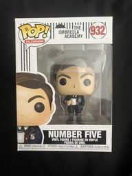 932 Number Five (Common)