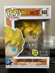948 Super Saiyan Goku With Kamehameha (Glows In The Dark) (FYE)