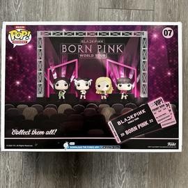 Blackpink - Born Pink World Tour (Moments Deluxe) (4-Pack)