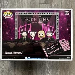 Blackpink - Born Pink World Tour (Moments Deluxe) (4-Pack)