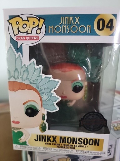 04 Jinkx Monsoon (Hot Topic)
