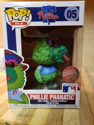 05 Phillie Phanatic