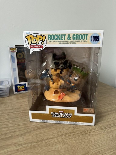 1089 Rocket And Groot