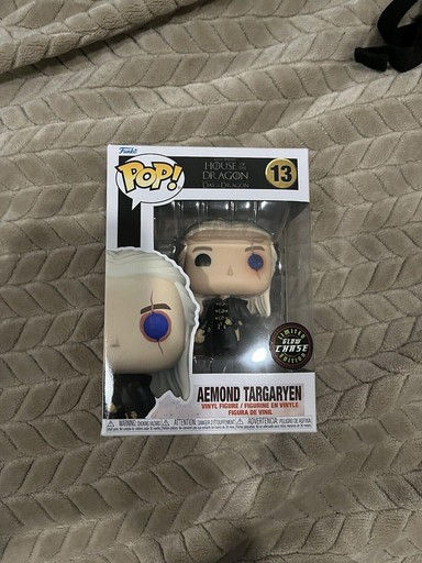 13 Aemond Targaryen (Glow Chase)