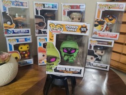 1674 Marvin The Martian (Common)