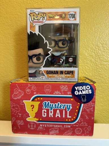 1708 Gohan In Cape (Chalice Collectibles)