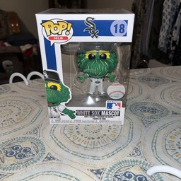 18 White Sox Mascot