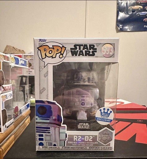 593 R2 D2 (Funko Shop)
