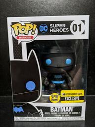 01 Batman Silhouette (Glows In The Dark)