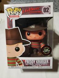 02 Freddy Krueger (Glow Chase)