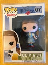 07 Dorothy & Toto