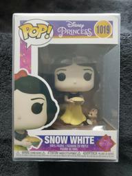 1019 Snow White
