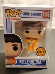 1039 Lloyd Christmas in Tux (Chase)