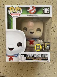 109 Stay Puft Marshmallow Man (Common)