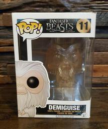 11 Demiguise Invisible (Amazon)