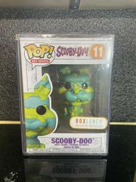 11 Scooby-Doo (Art Series) (BoxLunch)