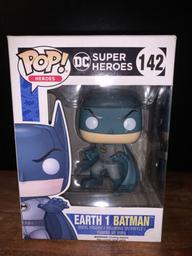 142 Earth 1 Batman