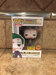 170 The Joker (with Kisses) (Hot Topic)