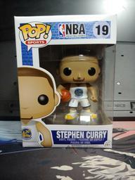 19 Stephen Curry (White Jersey) Warriors