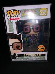 225 Catwoman (Bombshells) (Chase)
