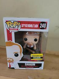 240 Shaun (Shaun Of The Dead) (Bloody) (Entertainment Earth)