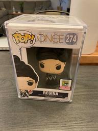 274 Regina (Black Dress) (Glitter)