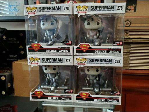 278 Superman (Jim Lee Deluxe) (Black & White) (GameStop)