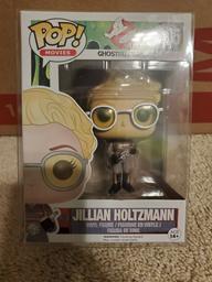 305 Jillian Holtzmann