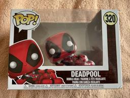 320 Deadpool (Lounging)