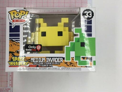 33 Medium Invader (Yellow) (GameStop)