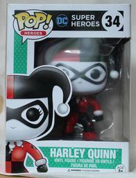 34 Harley Quinn (Common)