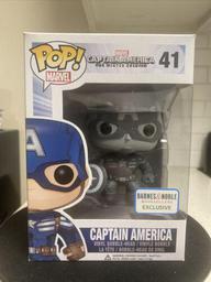 41 Captain America (Black & White)