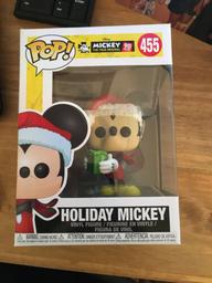 455 Holiday Mickey