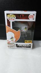 475 Pennywise with Balloon (Yellow Eyes) (Hot Topic)