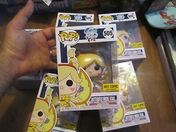 505 Butterfly Mode Star (Hot Topic)