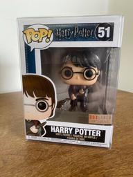 51 Harry Potter with Firebolt