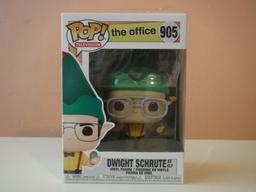 905 Dwight as Elf
