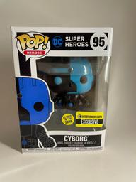95 Cyborg (Glows In The Dark) (Entertainment Earth)