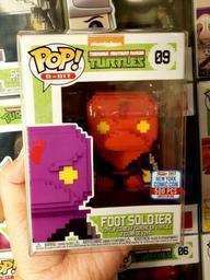 09 Foot Soldier Red (8-Bit) (LE500)