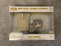 81 Harry Potter Entering Platform 9 3 4