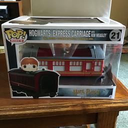 21 Hogwarts Express Carriage with Ron Weasley